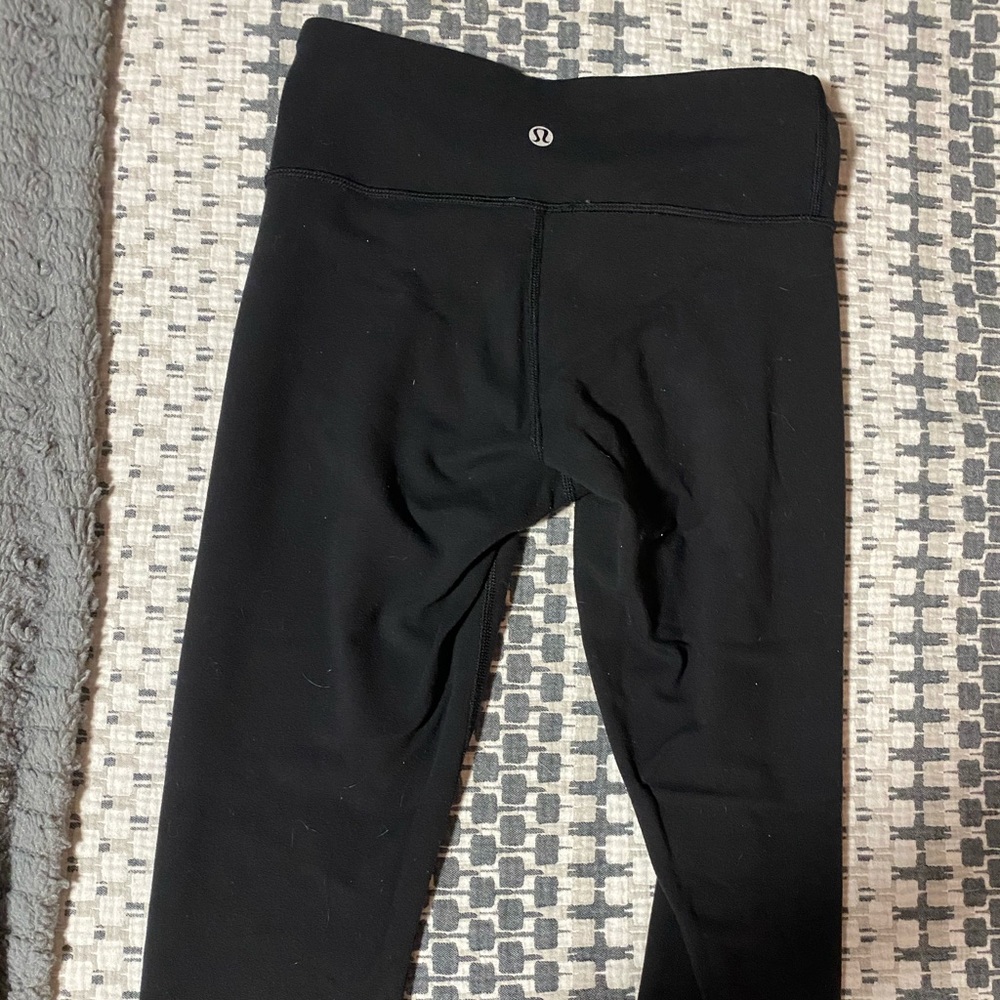 SOLD Lululemon Crop Legging